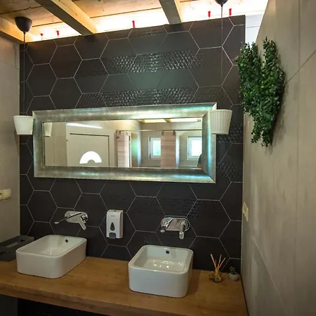 Rock Oak Glamping 3