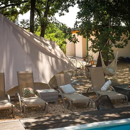 Luksusowy namiot Rock Oak Glamping 3