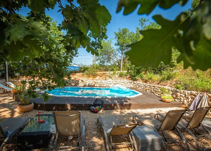 Rock Oak Glamping 3 *